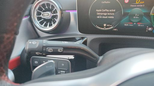 Mercedes Classe A 250 224 7G-DCT - AMG Line – 2019 – 48734 km – Essence – Boîte Automatique — photo 19