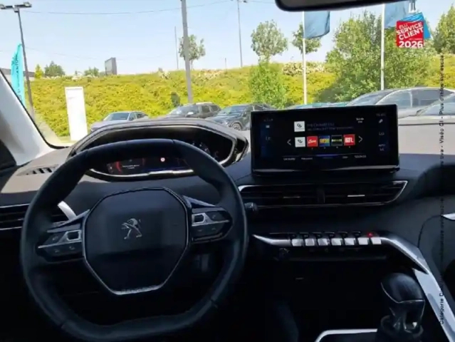 Peugeot 3008 1.2 puretech 130ch s&amp;s allure pack — photo 15
