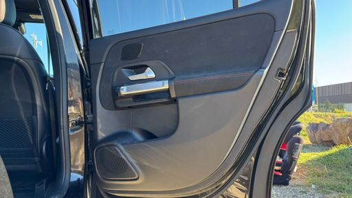 Mercedes Classe GLB 220 d 190 4Matic 8G-Tronic - AMG Line – 2021 – 80943 km – Diesel – Boîte Automatique — photo 35