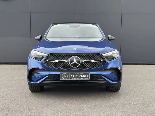 Mercedes Glc coupe 300 d e hybrid eq 9g-tronic 4matic — photo 24