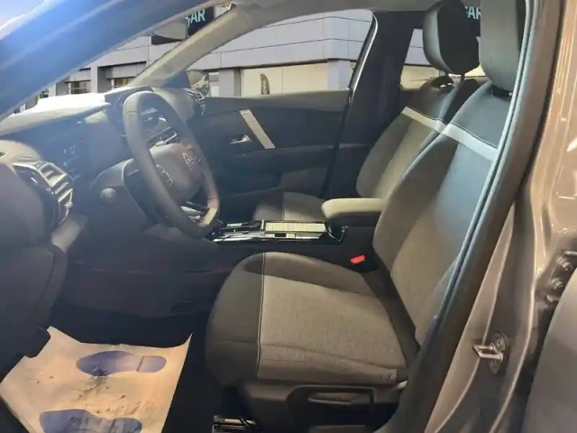 Citroën C4 e- 136 ch autonomie standard  automatique — photo 9