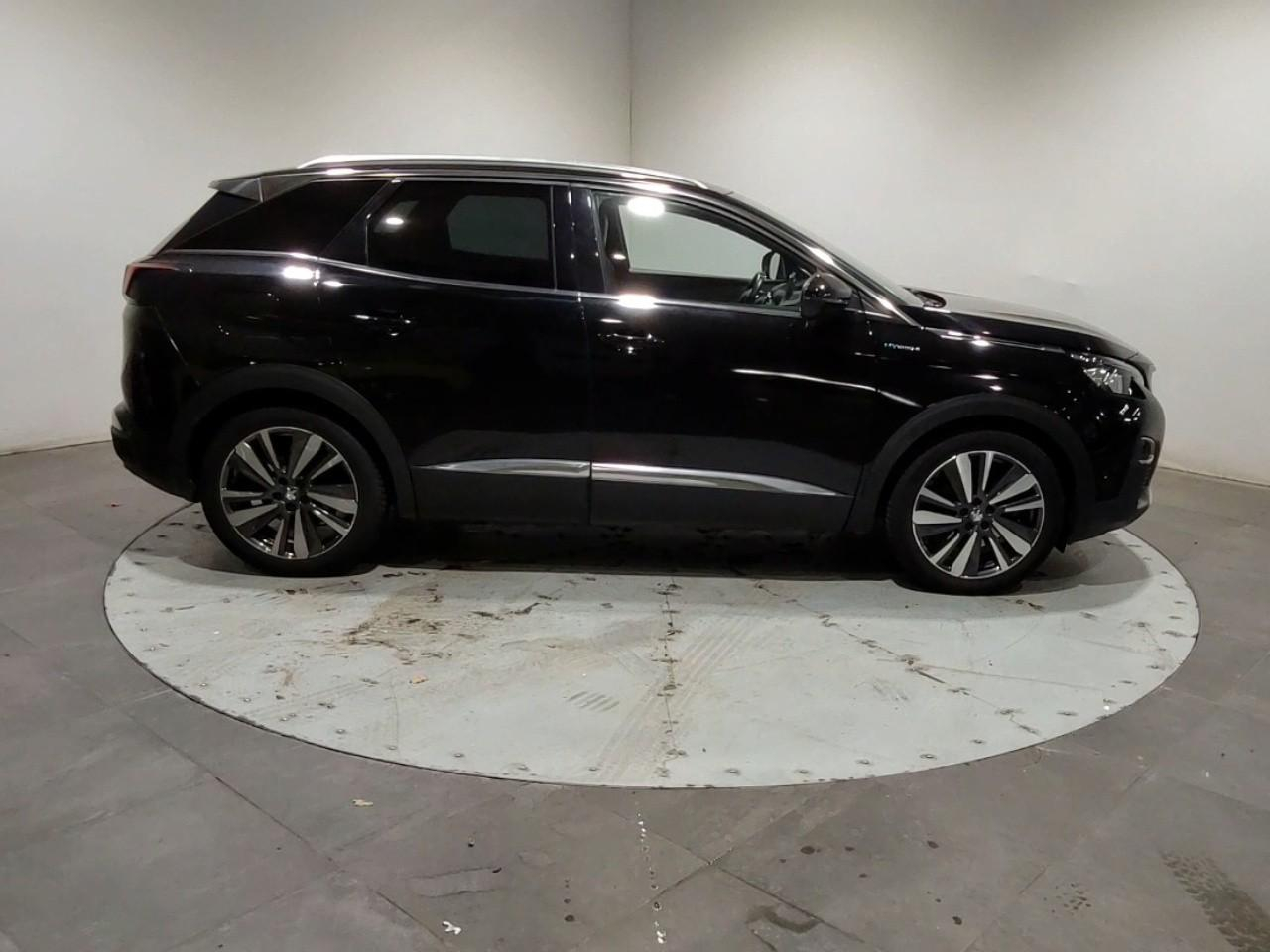 Peugeot 3008 hybrid4 300 e-eat8 gt — photo 6