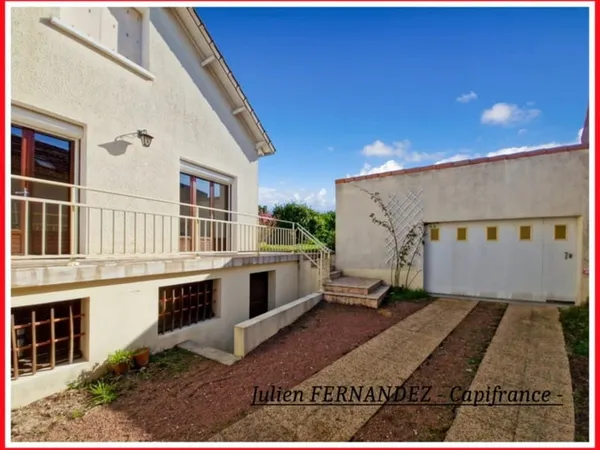 Dpt Vienne (86), à vendre CHÂTELLERAULT maison P4 de 93m² - Terrain de 521m²