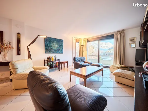Appartement 4 pièces 111 m²
