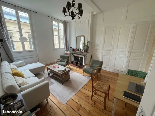 Sous-location Décembre26/Avril27- Superbe T2 de 55 m² hyper lumineux au coeur de Bordeaux