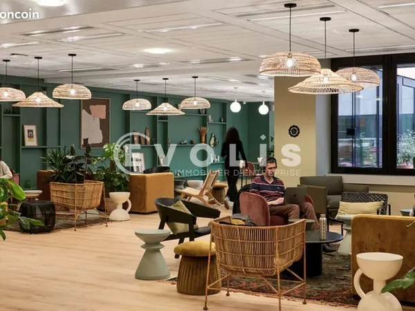 Bureaux 445 m²