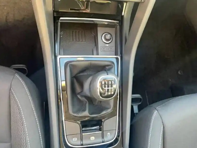 Skoda Karoq 1.0 tsi evo 2 116 ch selection — photo 15
