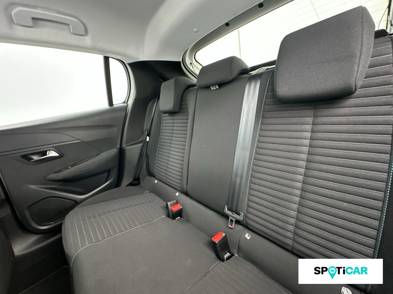 Peugeot 208 1.2 puretech 100ch s&s style 118g — photo 10