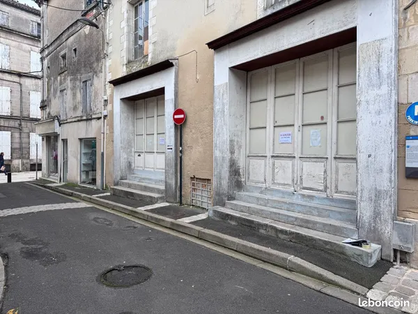 Local commercial ou artisanal cognac