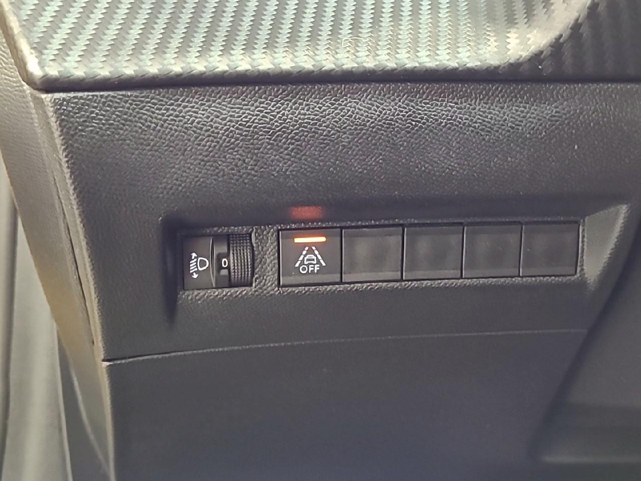 Peugeot 208 puretech 100 s&s bvm6 allure — photo 24