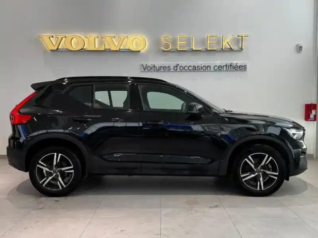 Volvo Xc40 b3 163 ch dct7 plus — photo 3