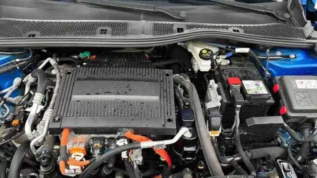 Peugeot 208 electrique 50 kwh 136ch — photo 92