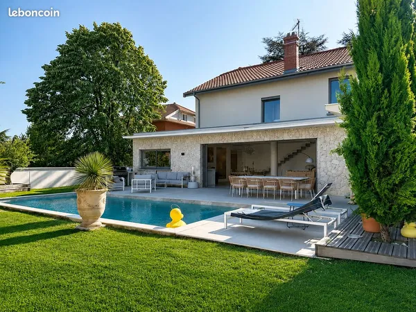 Maison 6 pièces 190 m²