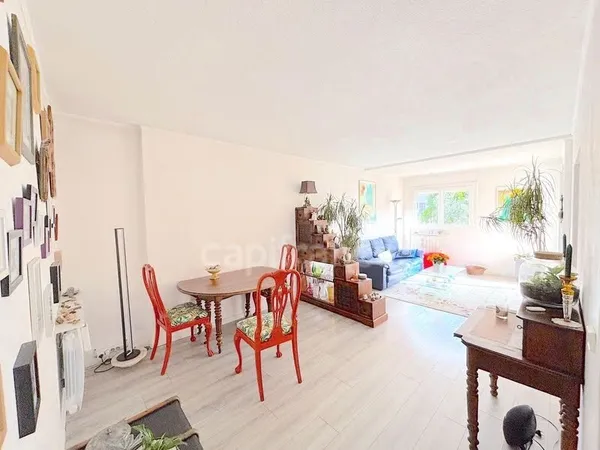 Appartement 4 pièces 82 m²