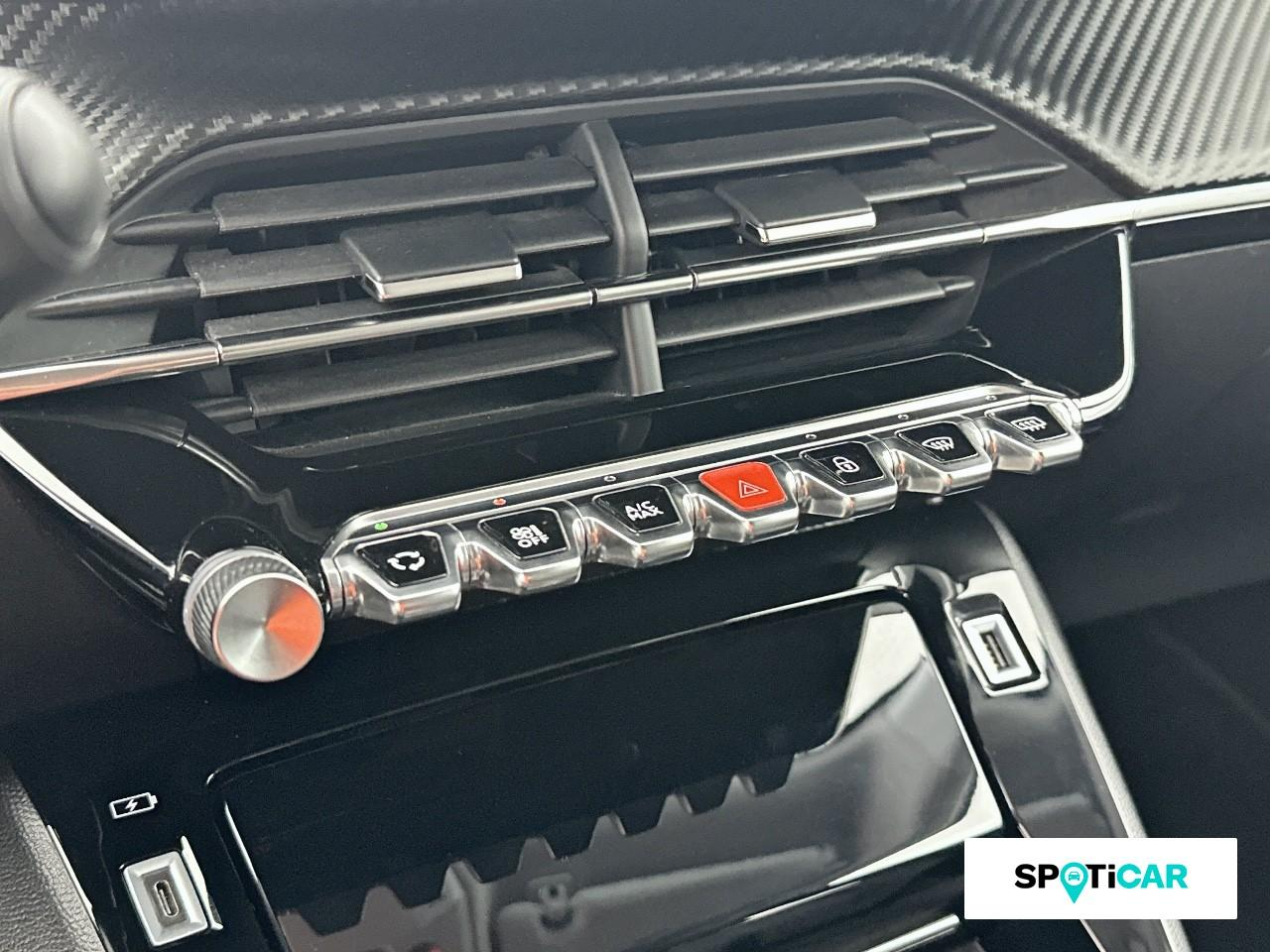 Peugeot 2008 1.2 puretech 130ch s&s allure — photo 15