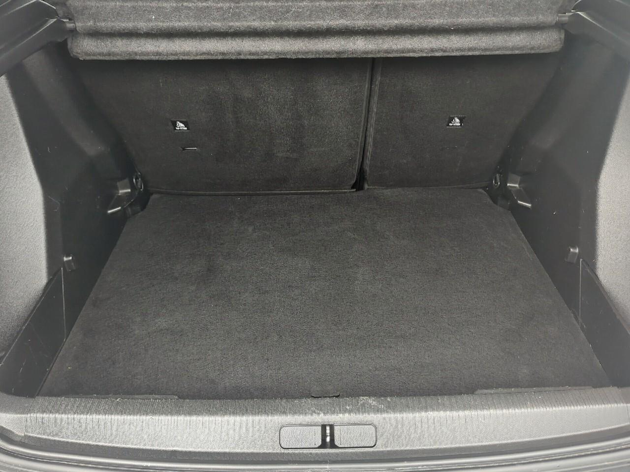 Peugeot 2008 puretech 100 s&s bvm6 active pack — photo 6