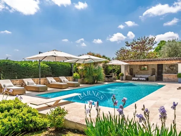 Roquefort-les-Pins, au calme absolu, 4 chambres, studio indépendant et piscine