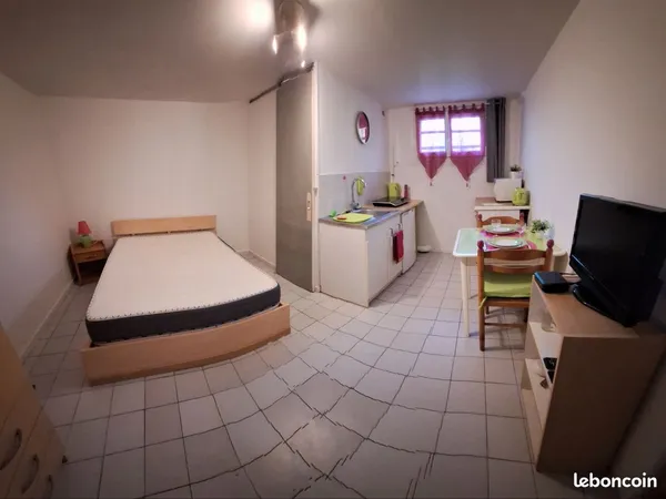 Studio meublé
