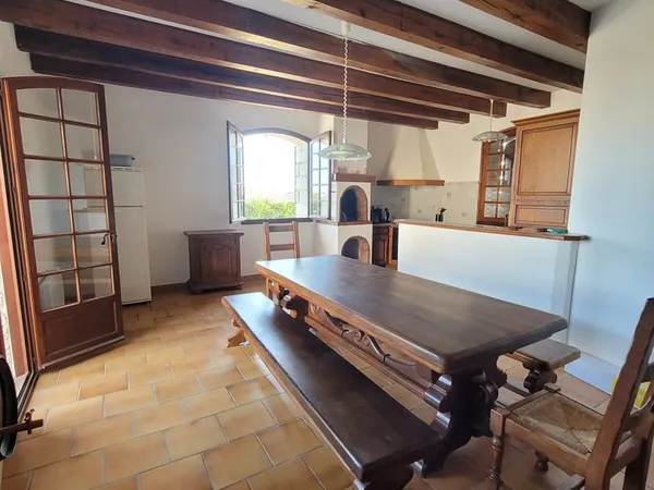 ALERIA BELLE MAISON EN PIERRE DE 267 M2 SUR TERRAIN DE 1427