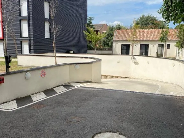 Place parking st michel