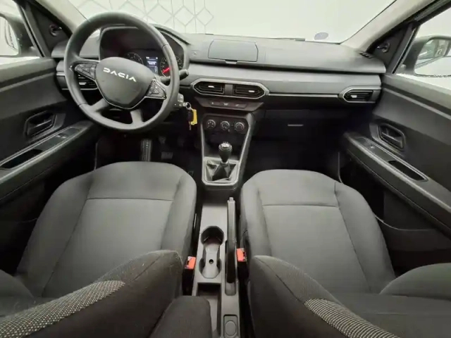 Dacia Sandero sce 65 — photo 26