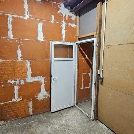Cave 7 m² à louer