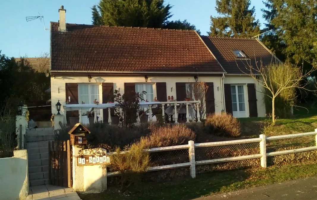 Photo 1