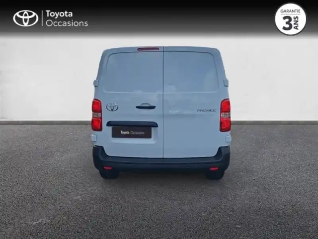 Toyota Proace medium 2.2 d-4d 150 cabine approfondie start pack confort bva my25 — photo 4
