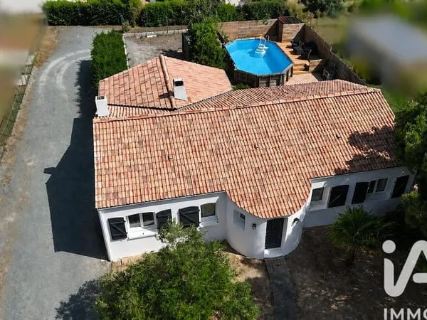 Maison de plain-pied 5 pièces 121 m²