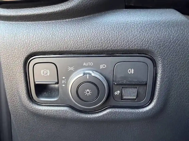 Mercedes Vito tourer 114 cdi lg 9g-tronic 4x4 — photo 46
