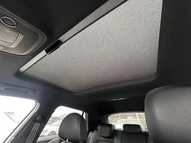 Audi Q2 35 tdi 150 s tronic 7 — photo 40