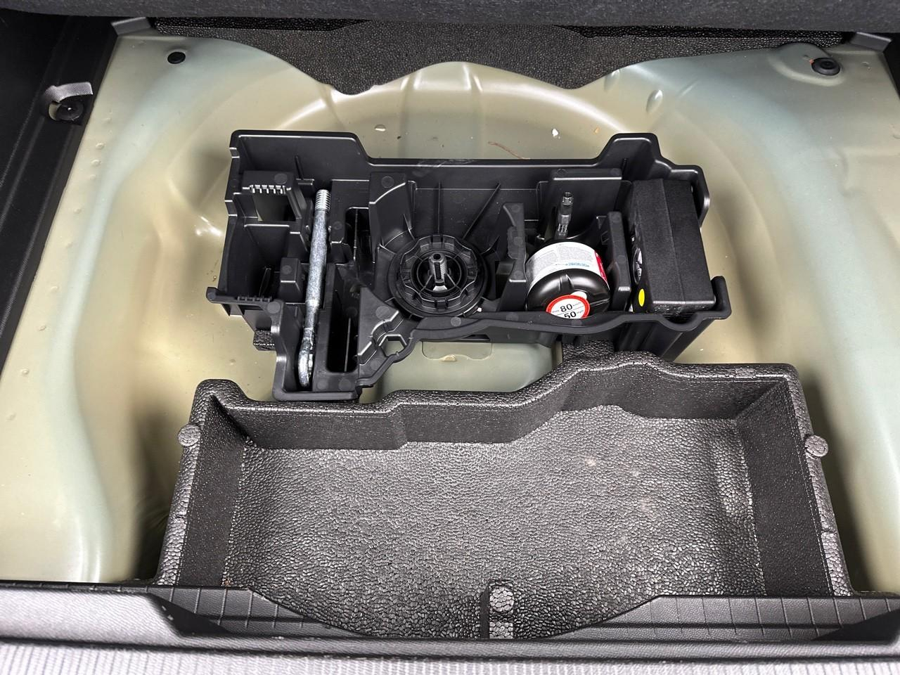 Peugeot 2008 100 s&s bvm6 style — photo 33