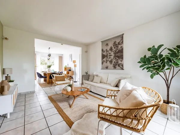 MAISON FAMILIALE VILLENAVE D'ORNON COURREJEAN