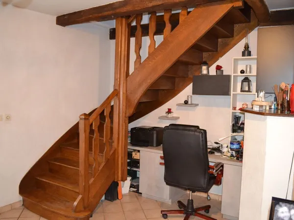 Appartement de 180m2 à louer sur Nevy-lès-Dole