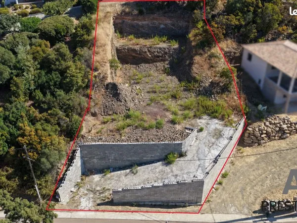 Terrain 935 m² Sari-Solenzara