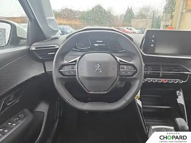 Peugeot 208 puretech 75 s&amp;s bvm5 — photo 53