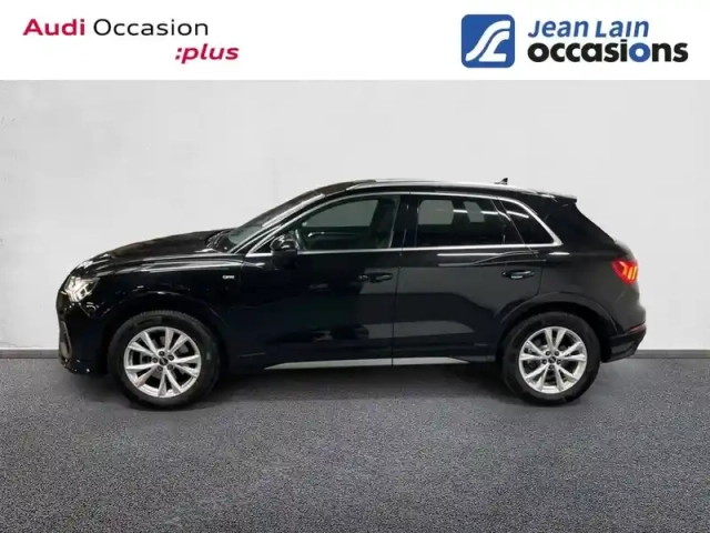 Audi Q3 35 tfsi 150 ch s tronic 7 — photo 8
