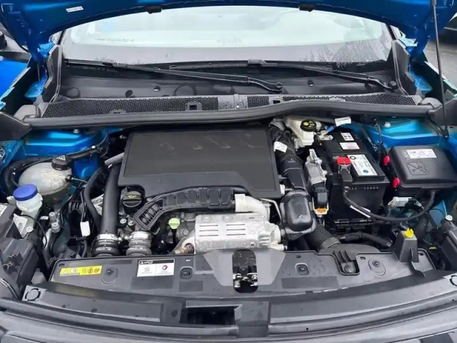 Peugeot 2008 puretech 130 s&amp;s bvm6 allure pack — photo 7