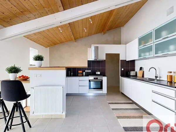 Maison 3 pièces 151 m²