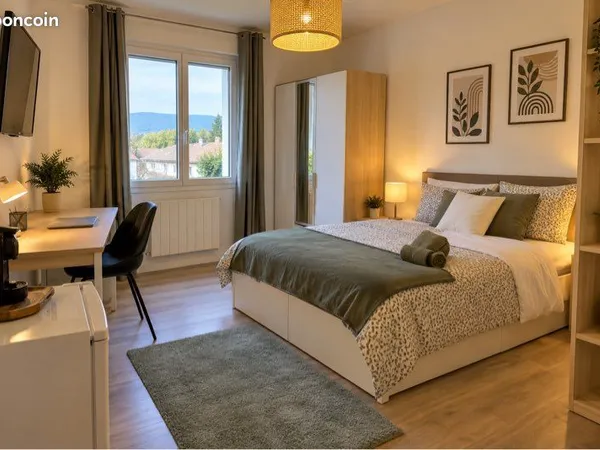 Chambre meublée à louer