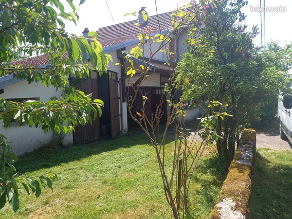 Belle maison avec dépendance proche Luxeuil