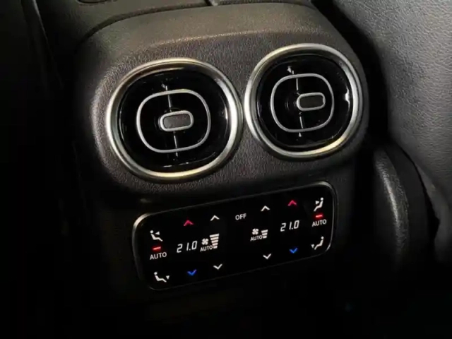 Mercedes Glc 400 e  hybrid eq 4matic am — photo 36