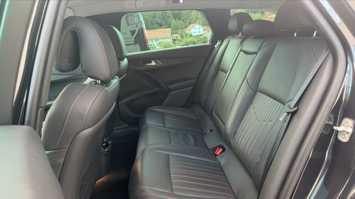 Peugeot 508 RXH 2.0 BlueHDi 180 EAT6 - Feline – 2017 – 123129 km – Diesel – Boîte Automatique — photo 23