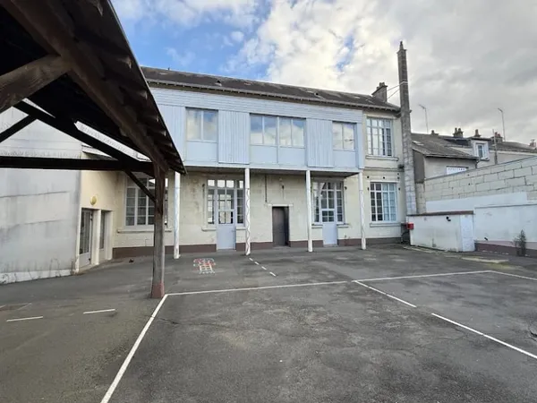 Immeuble 9 pièces 420 m²