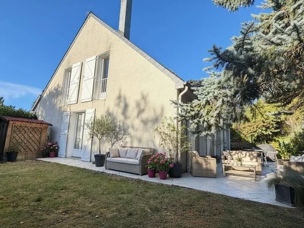 Maison 7 pièces 145 m²
