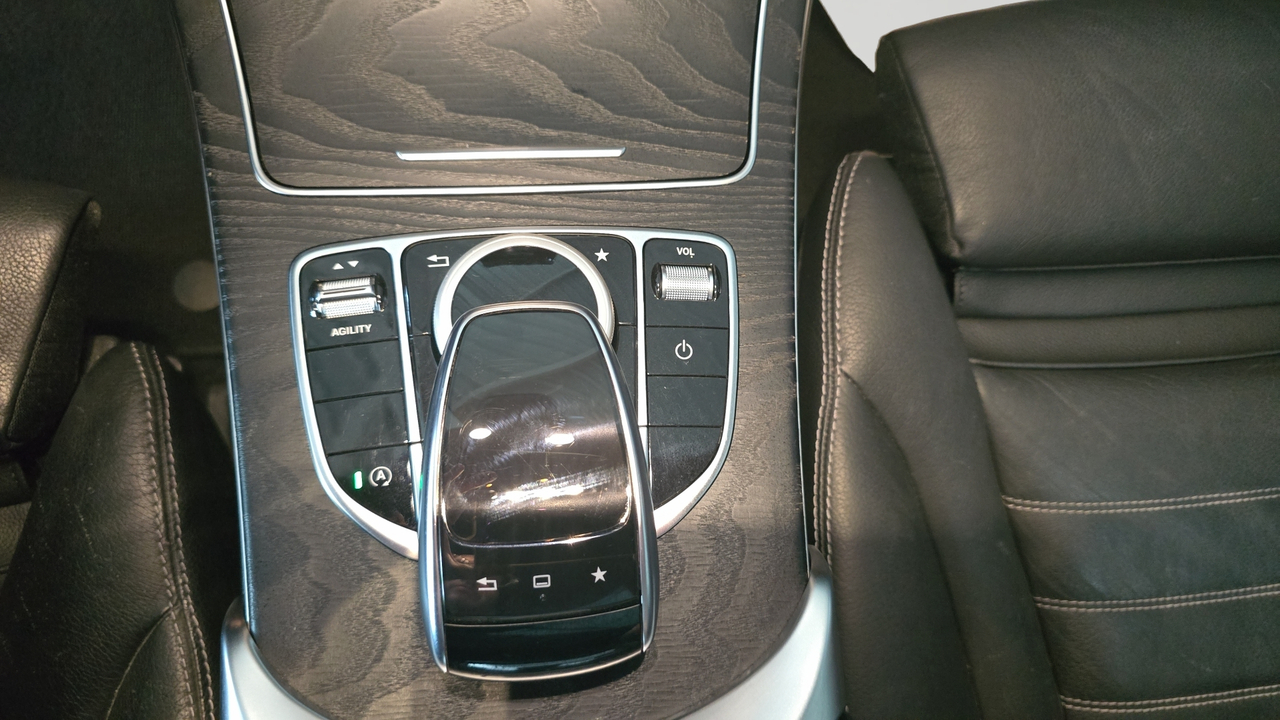 Mercedes Classe C 200 7G-Tronic A — photo 20