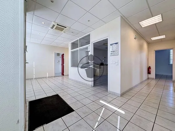 Bureaux 5 pièces 120 m²