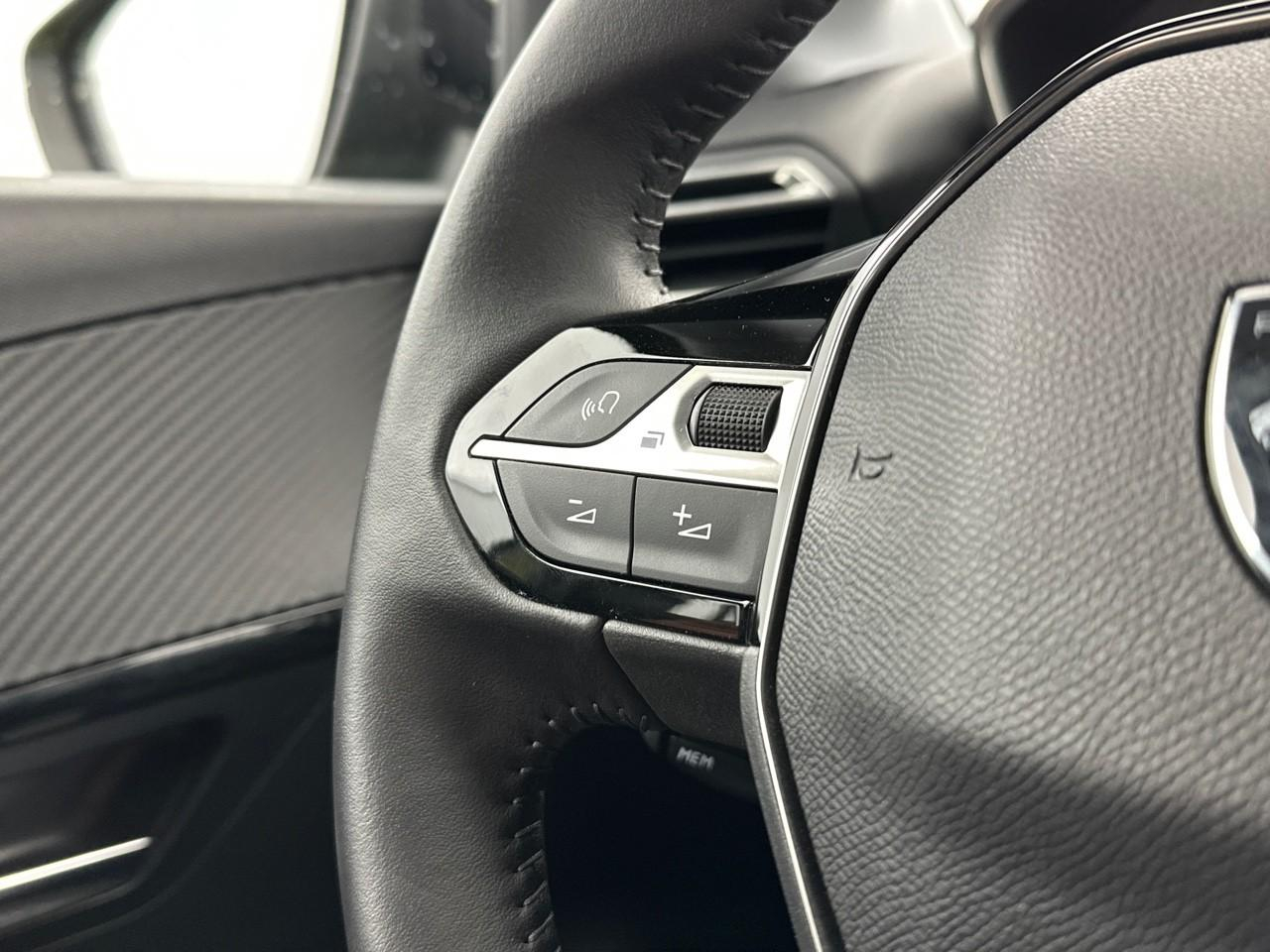 Peugeot 208 puretech 75 s&s bvm5 active — photo 17