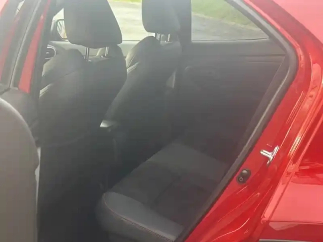 Toyota Yaris hybride 1.5 hybrid 130h gr sport pack techno — photo 10