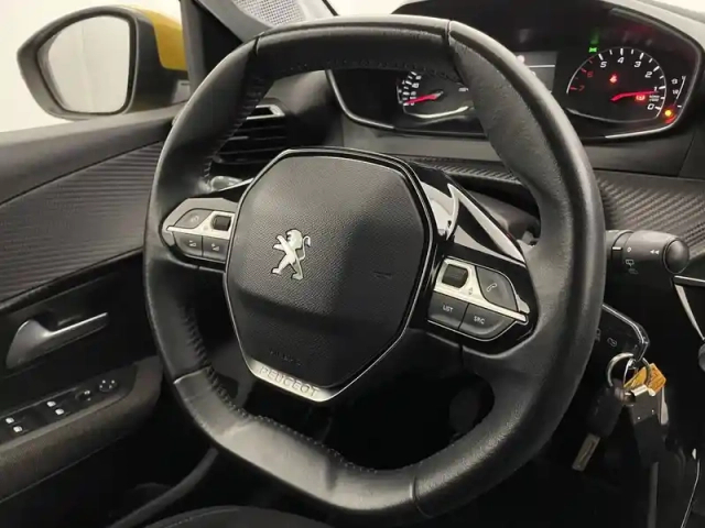 Peugeot 208 puretech 100 s&amp;s bvm6 — photo 24